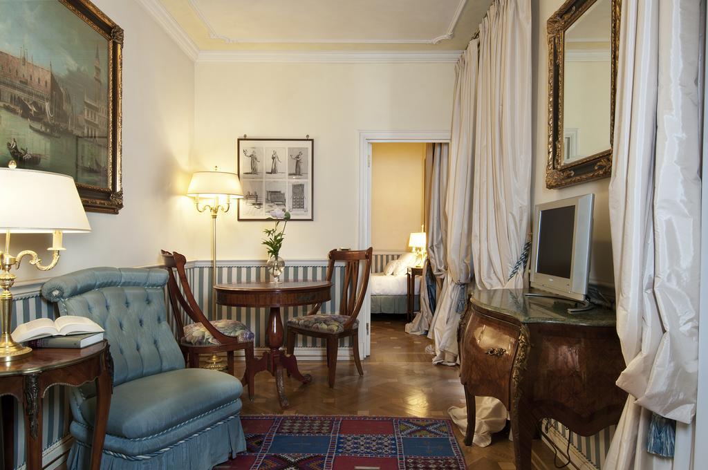 Petit Palais Hotel De Charme Milão Quarto foto